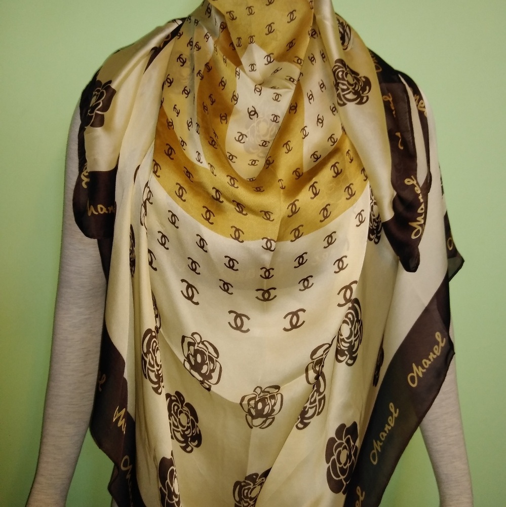Elegant scarf/wrap